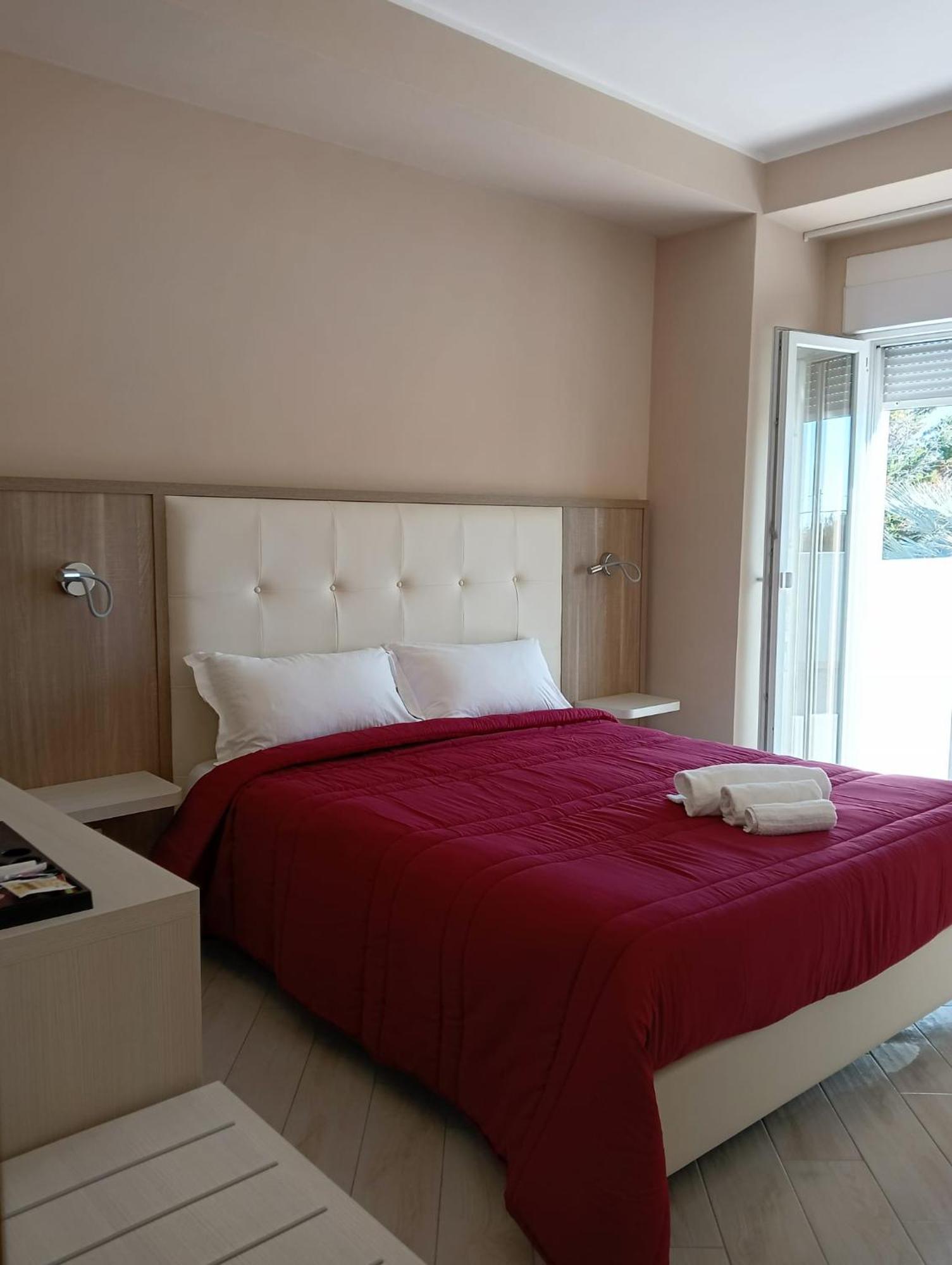 Aparthotel Bluebay 3*